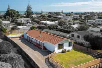 11 Atua Street, WAIKANAE BEACH