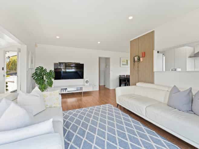 2/84 Totara Vale Drive, Totara Vale