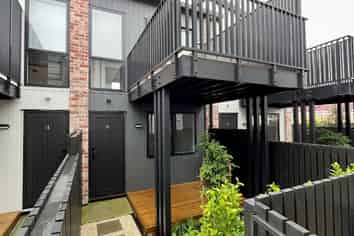 2/492B Richardson Road , Mount Roskill