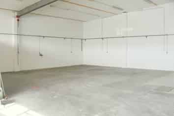 HENDERSON VALLEY WAREHOUSE
