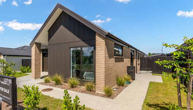 4 Manaakitia Road, PAERATA