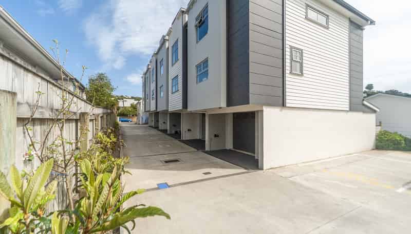 7/14 Rotoiti Street , Johnsonville