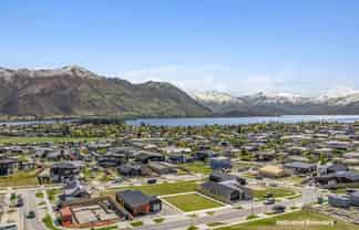 8 Whio Crescent, Wanaka