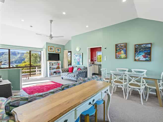 126 Marine Drive, Diamond Harbour