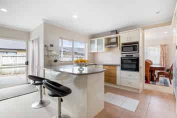 13 Tir Conaill Avenue, Flat Bush