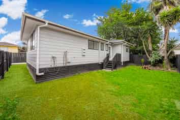 18b Balloch Street, Manurewa