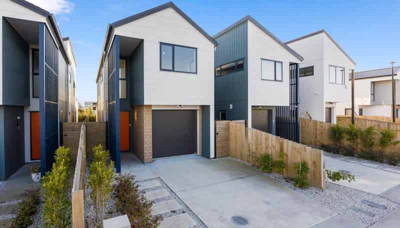  25 John Gray Street, Takanini