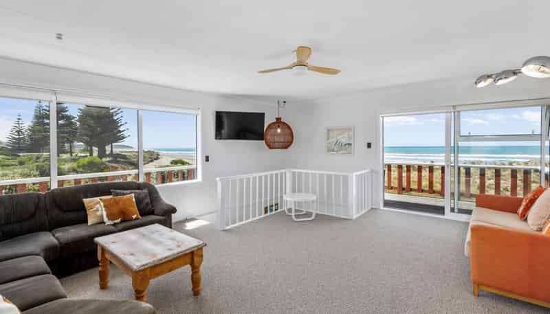 97 Blue Pacific Parade, Riversdale