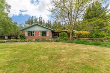 52 Levels Plain Road, Levels