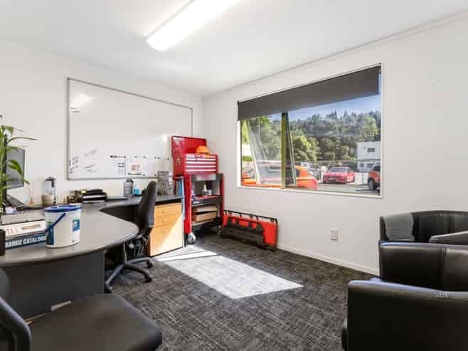 Versatile Site in Judea's Industrial Precinct