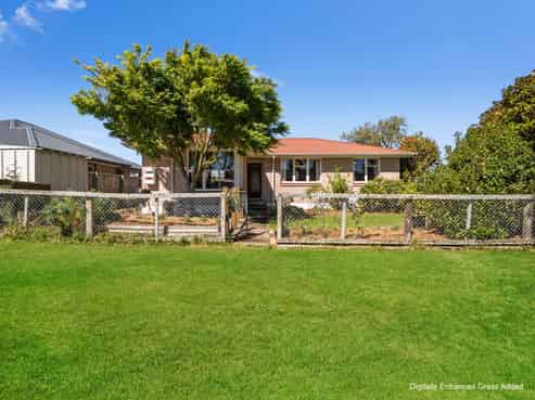 18 North Terrace, Darfield