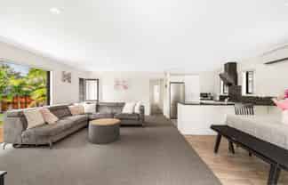 1A Trosk Place, Waiuku