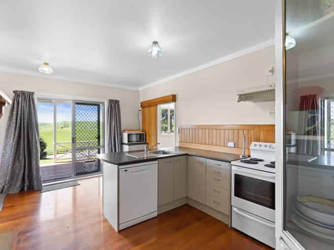 222 Ngatira Road, Lichfield