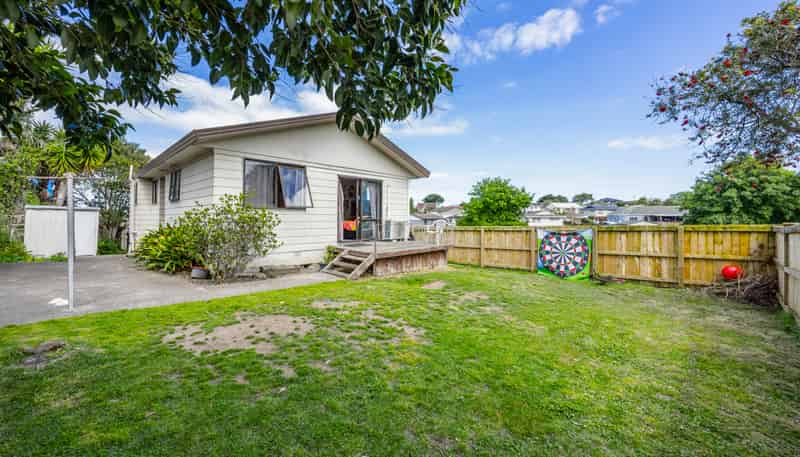 1/27 Silver Creek Road, Clendon Park