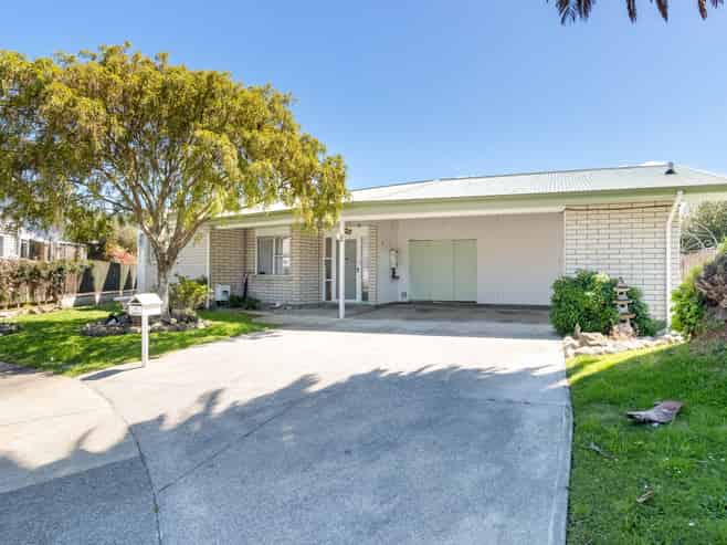 7 Snell Grove, Clouston Park