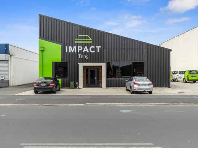 Hard to find - yet here it is!