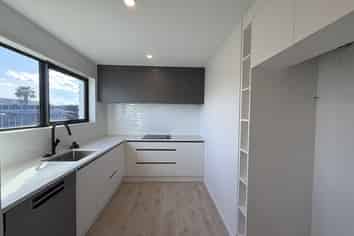 1/34 Hyperion Drive, Manurewa