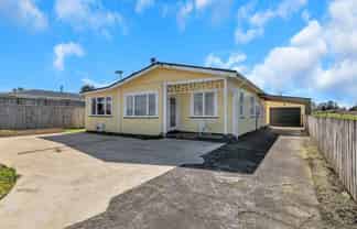 84 Pembroke Road East, Stratford