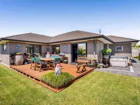 20A Estate Grove, Inglewood