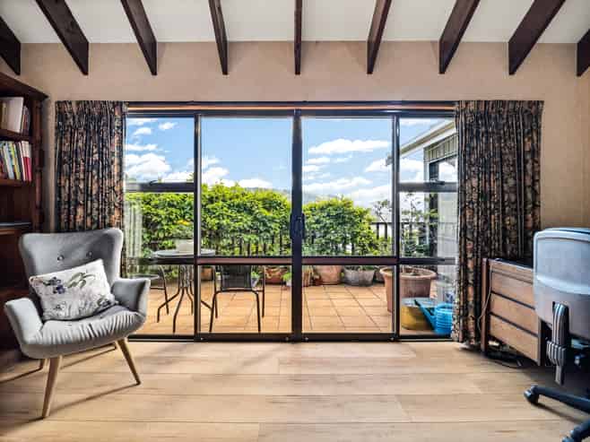 35 Coolock Crescent, Waverley