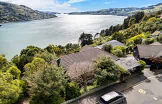 35 Coolock Crescent, Waverley