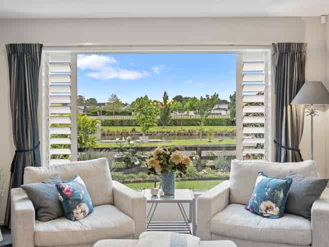 10 Lake Drive, Karaka