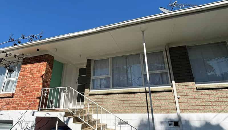 2/55 Pt England Road, Point England