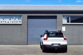 Great profile Industrial unit with yard
