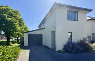 3/2 Leamington Street, Addington