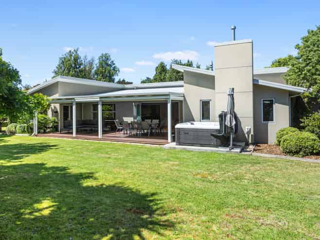 7 John Leith Place, Leithfield