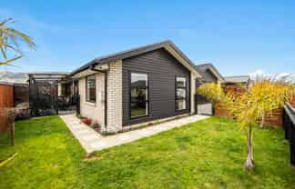 7 Cranford Road, Richmond