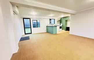 25B Swaffield Road, Papatoetoe