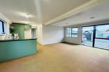 25B Swaffield Road, Papatoetoe