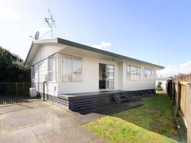 416B Kahikatea Drive, Dinsdale