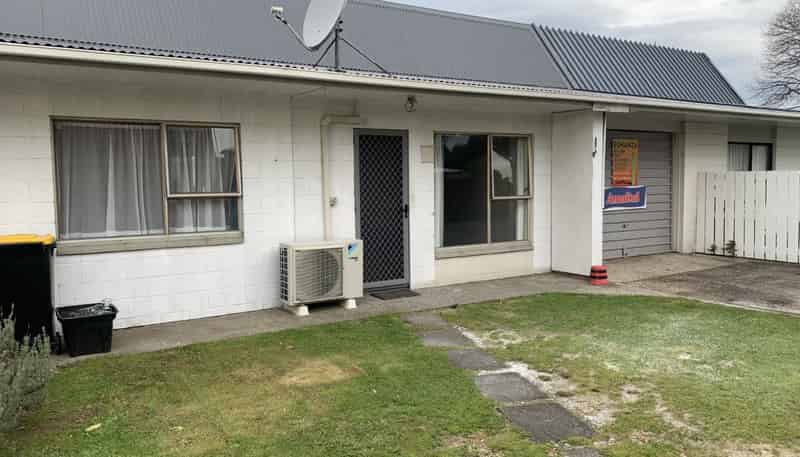 2/12 Brougham Street, Westport