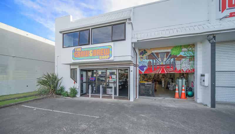 1/7A Waipareira Avenue, Henderson