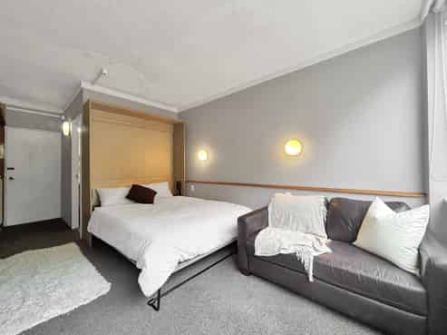 306/20 Glenmore Street, Thorndon