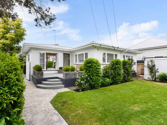 10 Hardington Street, Onehunga