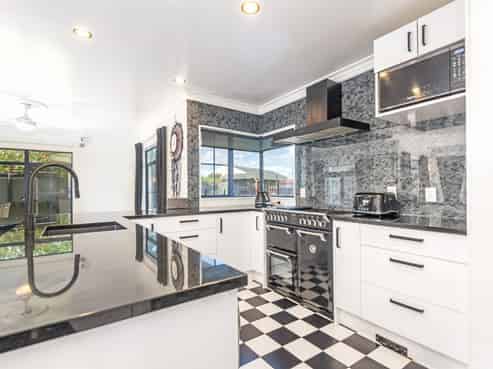 18 Rose Place, Awapuni