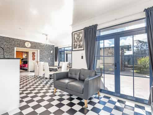 18 Rose Place, Awapuni