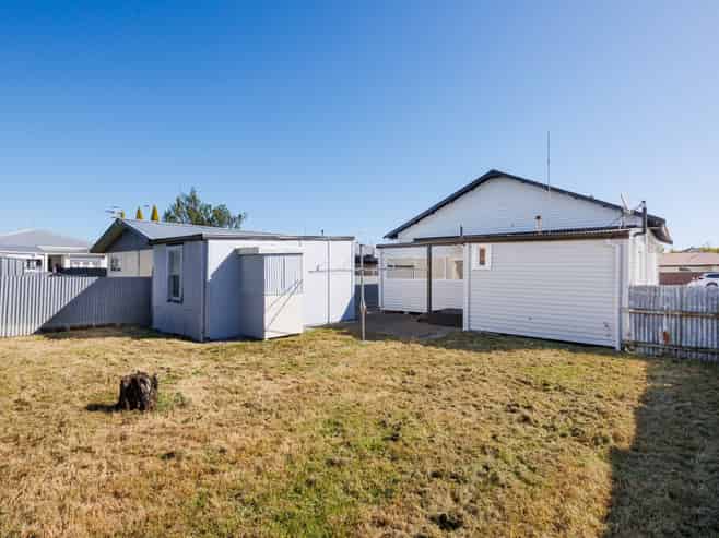 33 McGiffert Street, Palmerston North