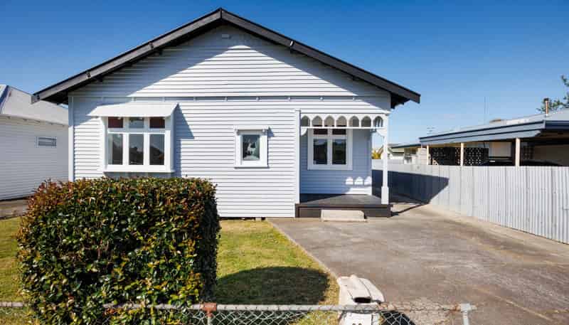 33 McGiffert Street, Palmerston North
