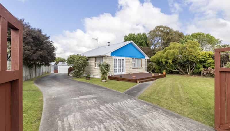 76 Dundas Road, Sanson