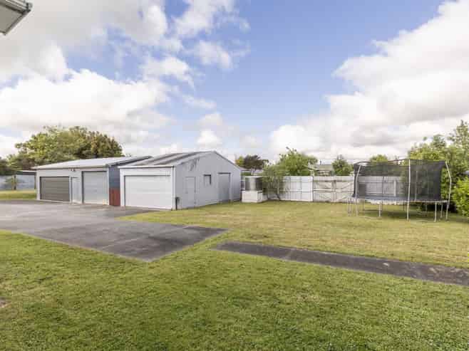 76 Dundas Road, Sanson