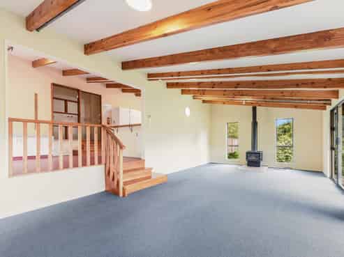 736 Wakapuaka Road, Hira