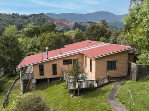 736 Wakapuaka Road, Hira