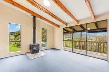 736 Wakapuaka Road, Hira