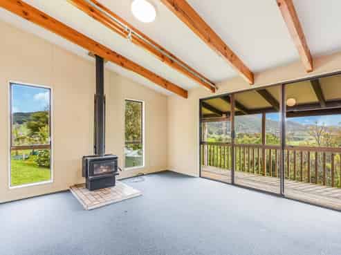 736 Wakapuaka Road, Hira