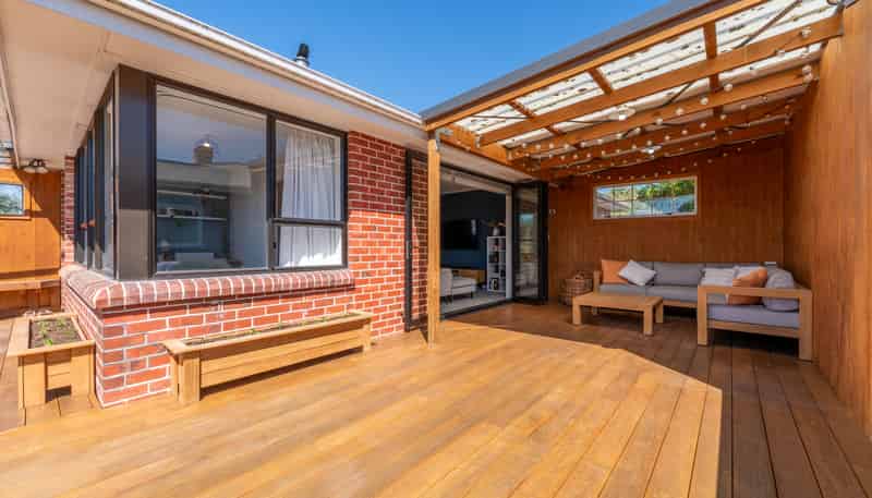 47 Grants Road, Marchwiel