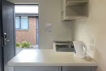 2/68 Normandy Avenue, Melville